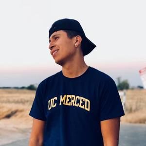 Meet your Posher, Izzy